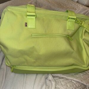 Beis weekender oversized bag green
